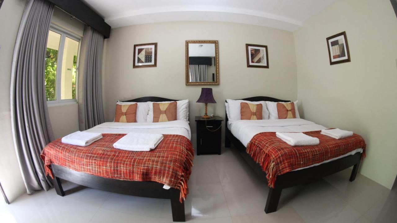 Casa Cecilia Hotel Bantay Экстерьер фото