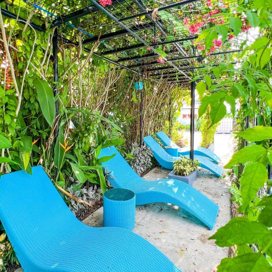 Casa Cecilia Hotel Bantay Экстерьер фото